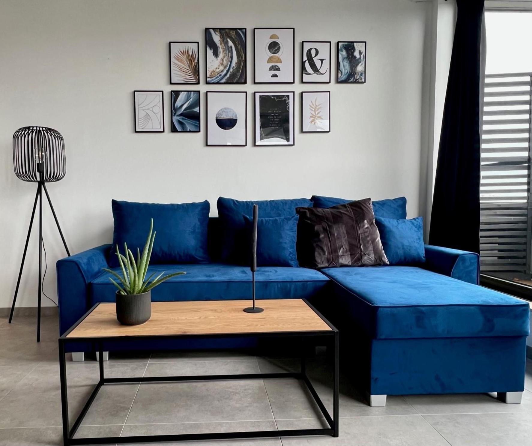 Piso Superior - Exklusives Apartment An Der Promenade Mit Rheinsicht & Loggia エメリッヒ エクステリア 写真