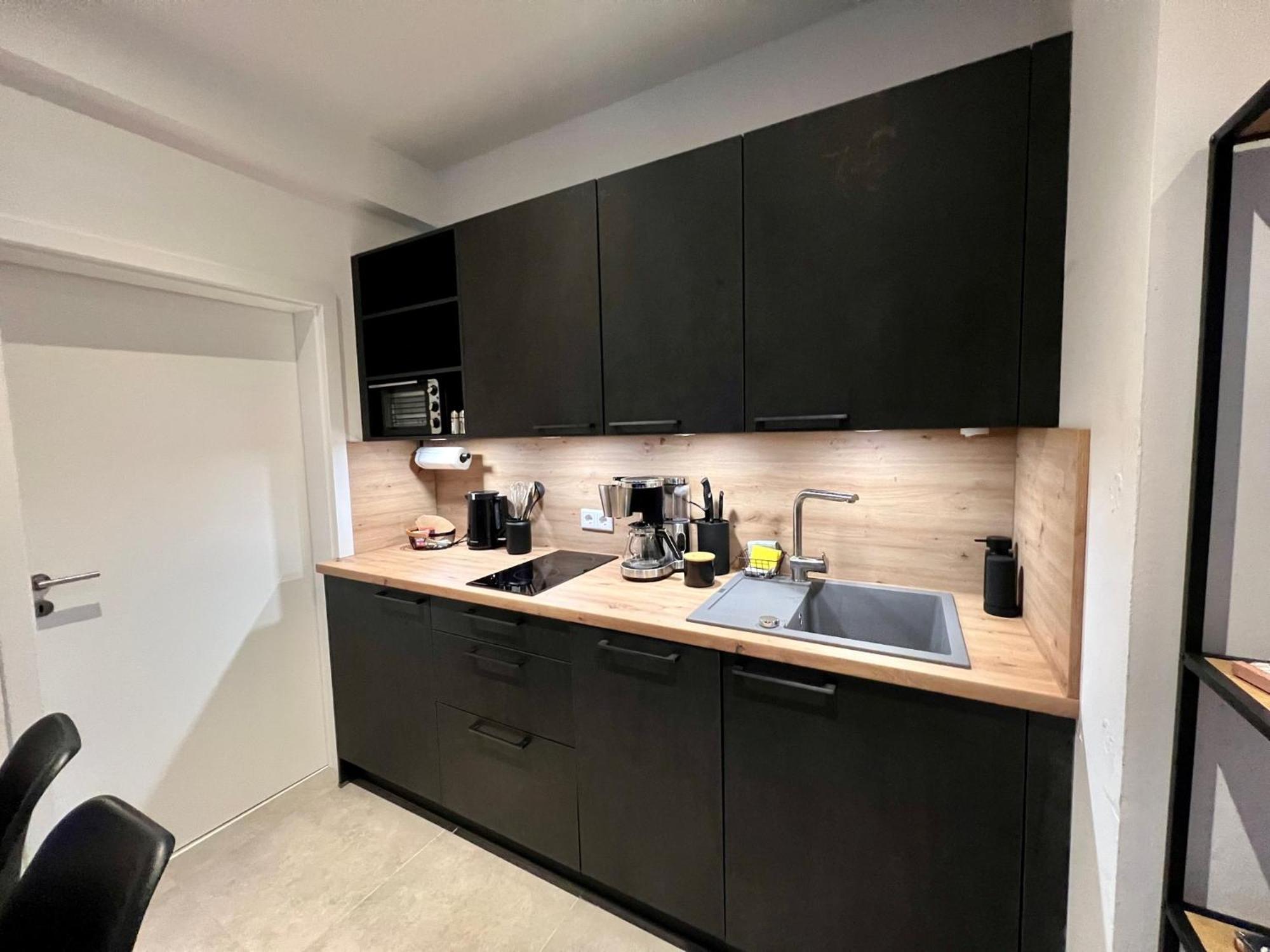 Piso Superior - Exklusives Apartment An Der Promenade Mit Rheinsicht & Loggia エメリッヒ エクステリア 写真